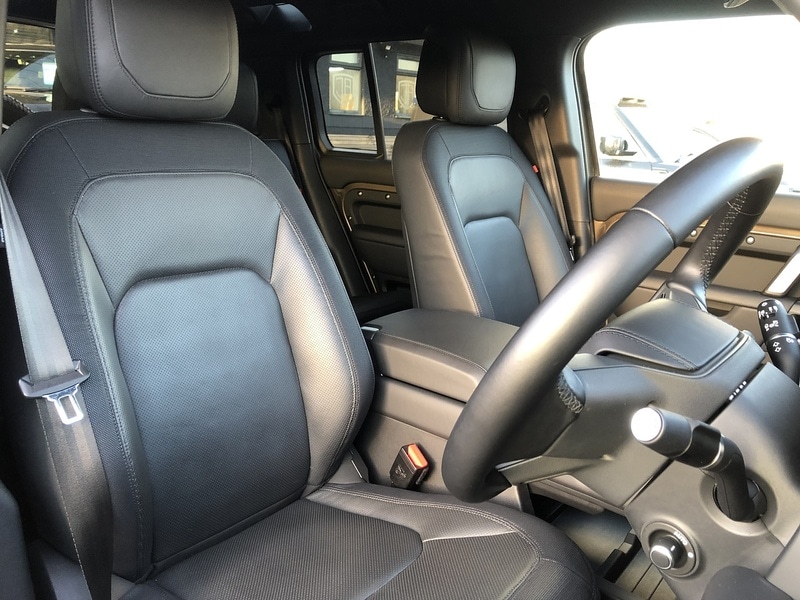 Used Land Rover Defender 2024 for sale - 77655762: Photo 21