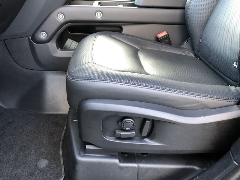 Used Land Rover Defender 2024 for sale - 77655762: Photo 32