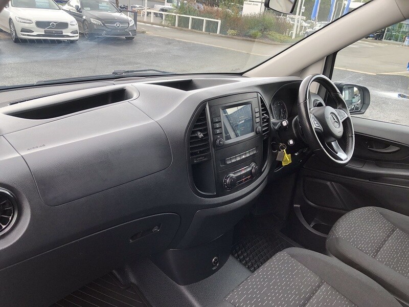 Used Mercedes-Benz Vito for sale - 77365324: Photo 32