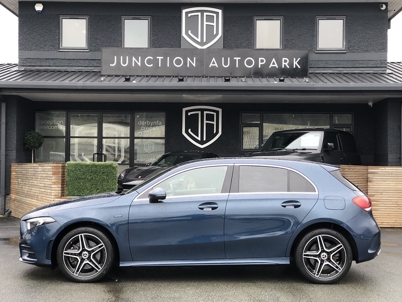 Used Mercedes-Benz A-Class 2021 for sale - 77365251: Photo 4