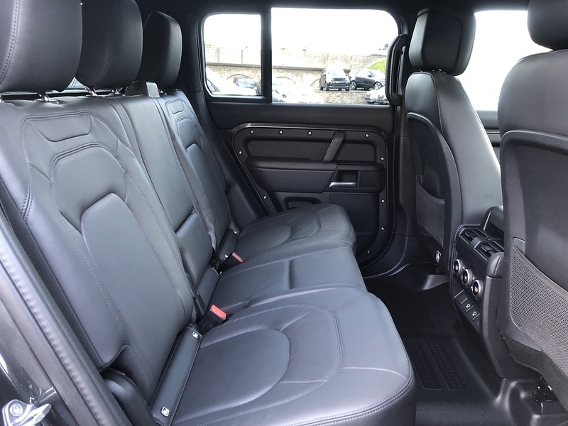 Used Land Rover Defender 110 for sale - 77365240: Photo 24