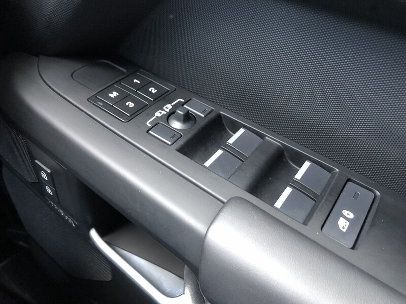 Used Land Rover Defender 110 for sale - 77365240: Photo 76