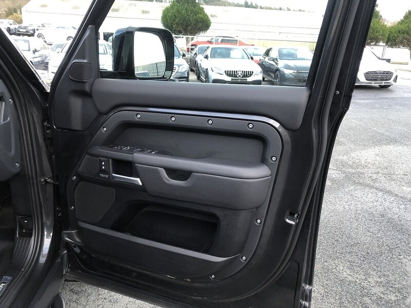 Used Land Rover Defender 110 for sale - 77365240: Photo 77