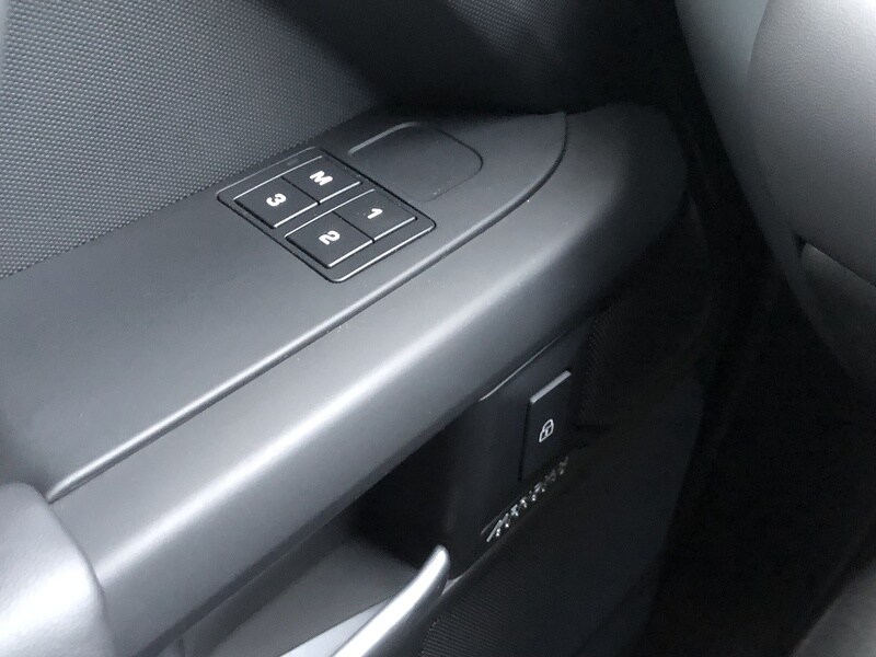 Used Land Rover Defender 110 for sale - 77365240: Photo 79