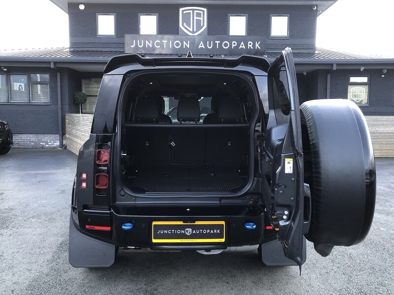 Used Land Rover Defender 110 for sale - 77365240: Photo 82