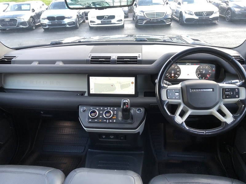 Used Land Rover Defender 110 2021 for sale - 77365237: Photo 25