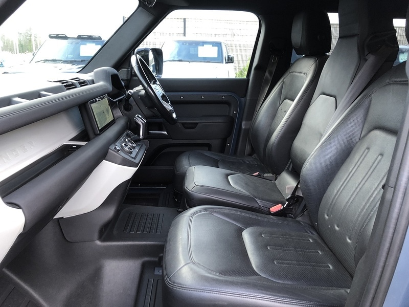 Used Land Rover Defender 110 2021 for sale - 77365237: Photo 28