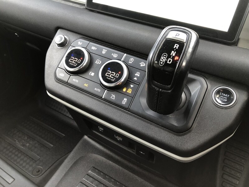 Used Land Rover Defender 110 2021 for sale - 77365237: Photo 42