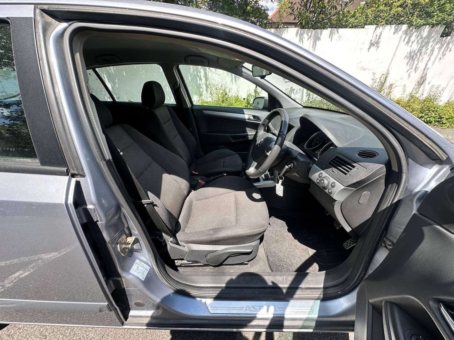 Vehicle 24