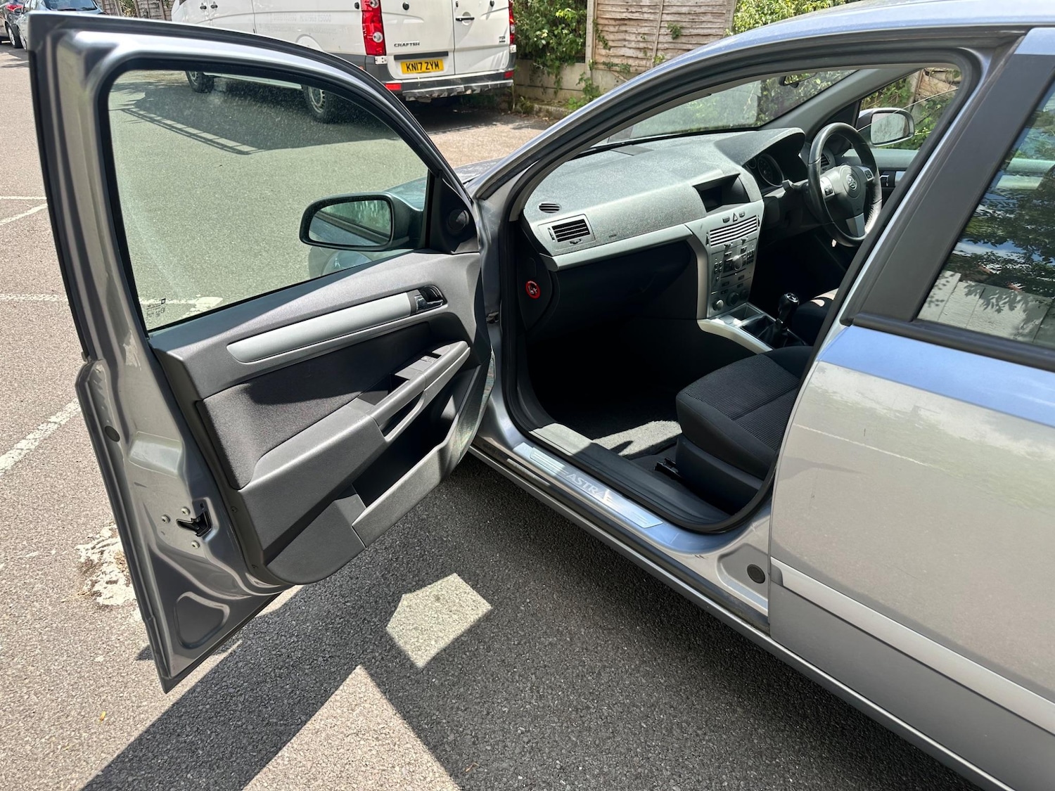 Vehicle 29