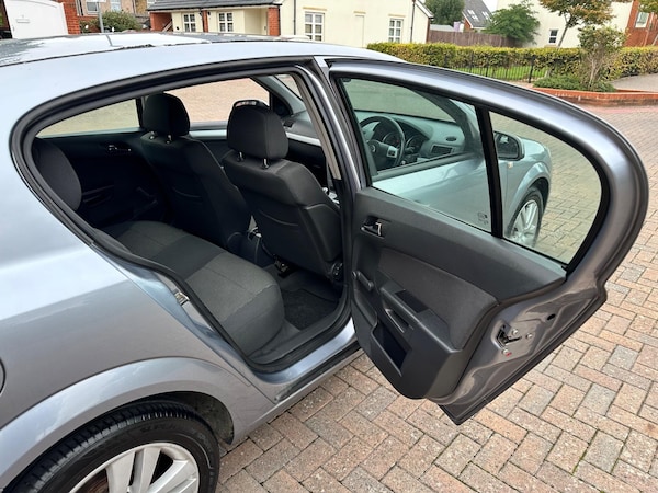 Used Vauxhall Astra 2008 for sale - 75051253: Photo 67