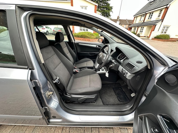 Used Vauxhall Astra 2008 for sale - 75051253: Photo 69