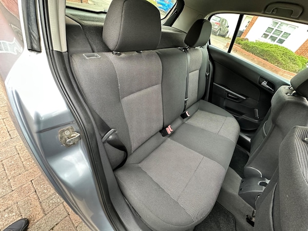Used Vauxhall Astra 2008 for sale - 75051253: Photo 73