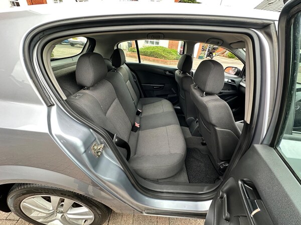 Used Vauxhall Astra 2008 for sale - 75051253: Photo 74