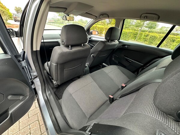 Used Vauxhall Astra 2008 for sale - 75051253: Photo 75