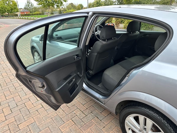 Used Vauxhall Astra 2008 for sale - 75051253: Photo 77
