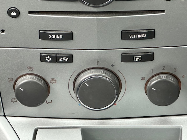 Used Vauxhall Astra 2008 for sale - 75051253: Photo 86