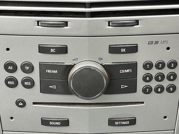 Used Vauxhall Astra 2008 for sale - 75051253: Photo 87