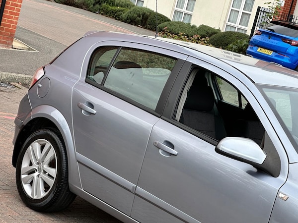 Used Vauxhall Astra 2008 for sale - 75051253: Photo 8