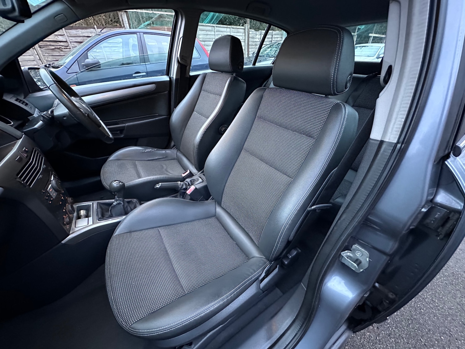 Used Vauxhall Astra 2006 for sale - 77335686: Photo 27