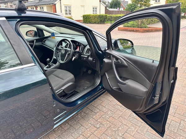 Used Vauxhall Astra 2015 for sale - 75213704: Photo 61