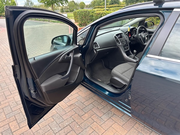 Used Vauxhall Astra 2015 for sale - 75213704: Photo 69