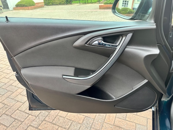Used Vauxhall Astra 2015 for sale - 75213704: Photo 74