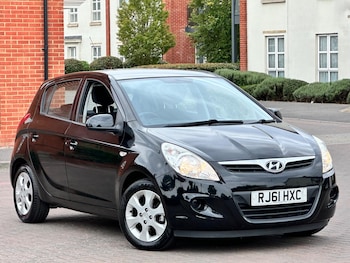 Used Hyundai i20 2011 for sale - 75964771: Photo