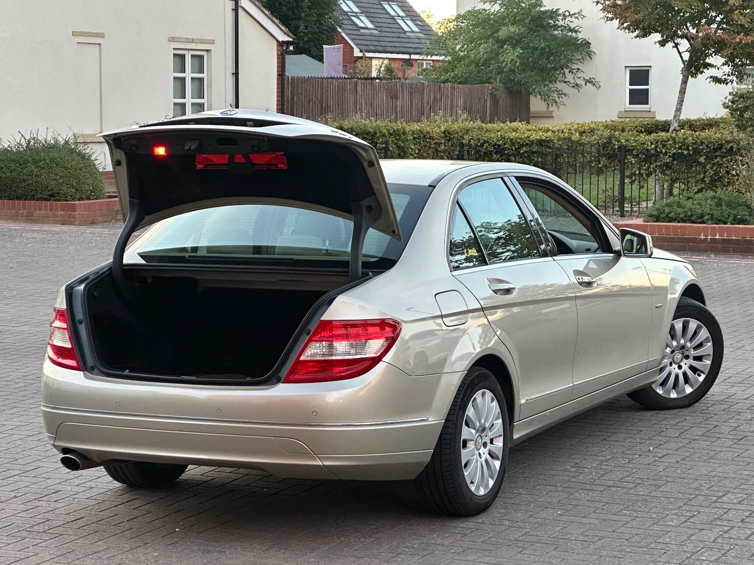 Used Mercedes-Benz C Class 2009 for sale - 76189473: Photo 25