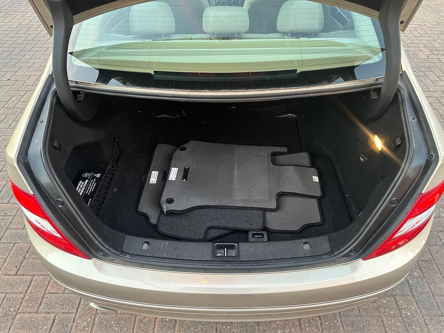 Used Mercedes-Benz C Class 2009 for sale - 76189473: Photo 27