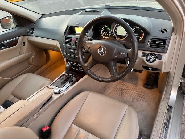 Used Mercedes-Benz C Class 2009 for sale - 76189473: Photo 59