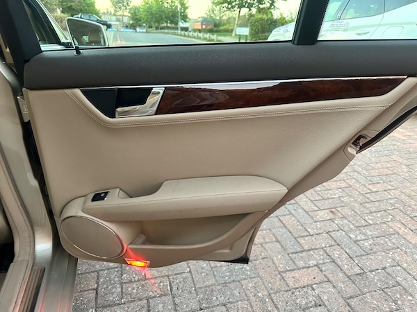 Used Mercedes-Benz C Class 2009 for sale - 76189473: Photo 64