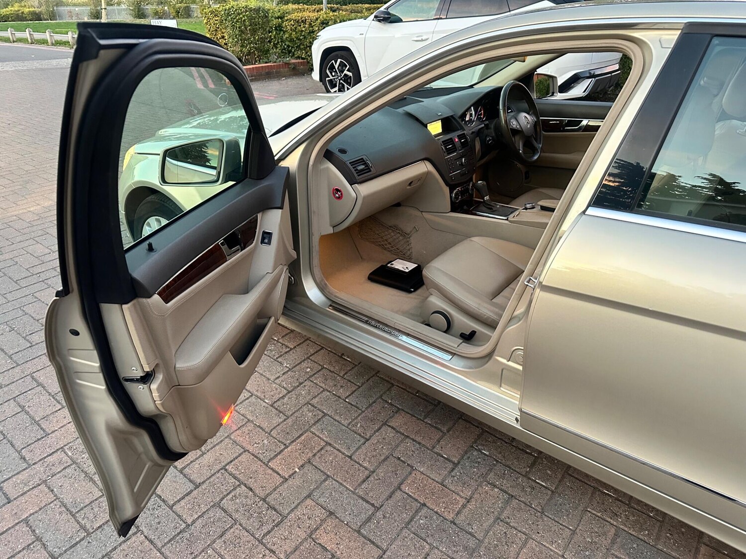 Used Mercedes-Benz C Class 2009 for sale - 76189473: Photo 69