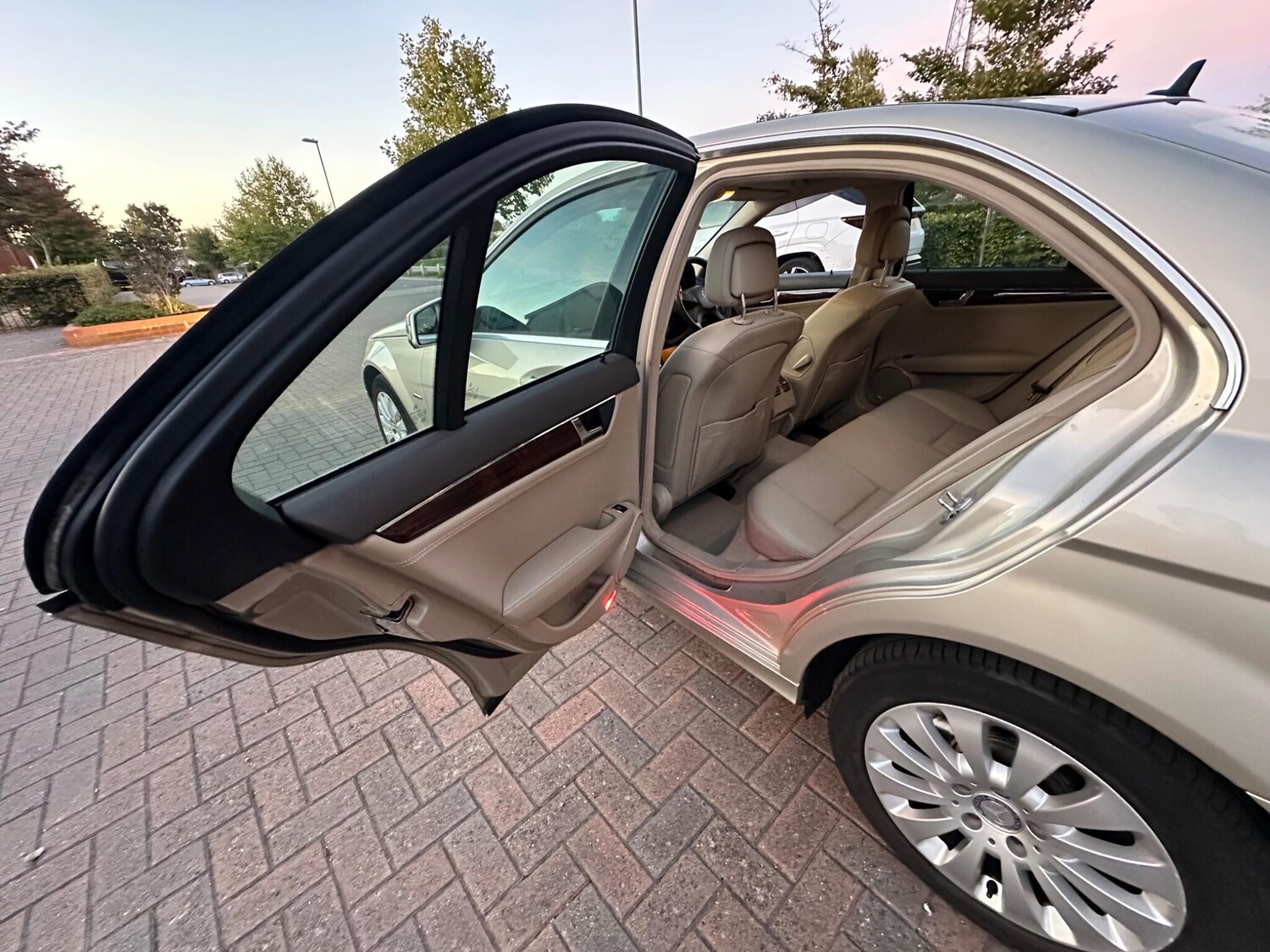 Used Mercedes-Benz C Class 2009 for sale - 76189473: Photo 74