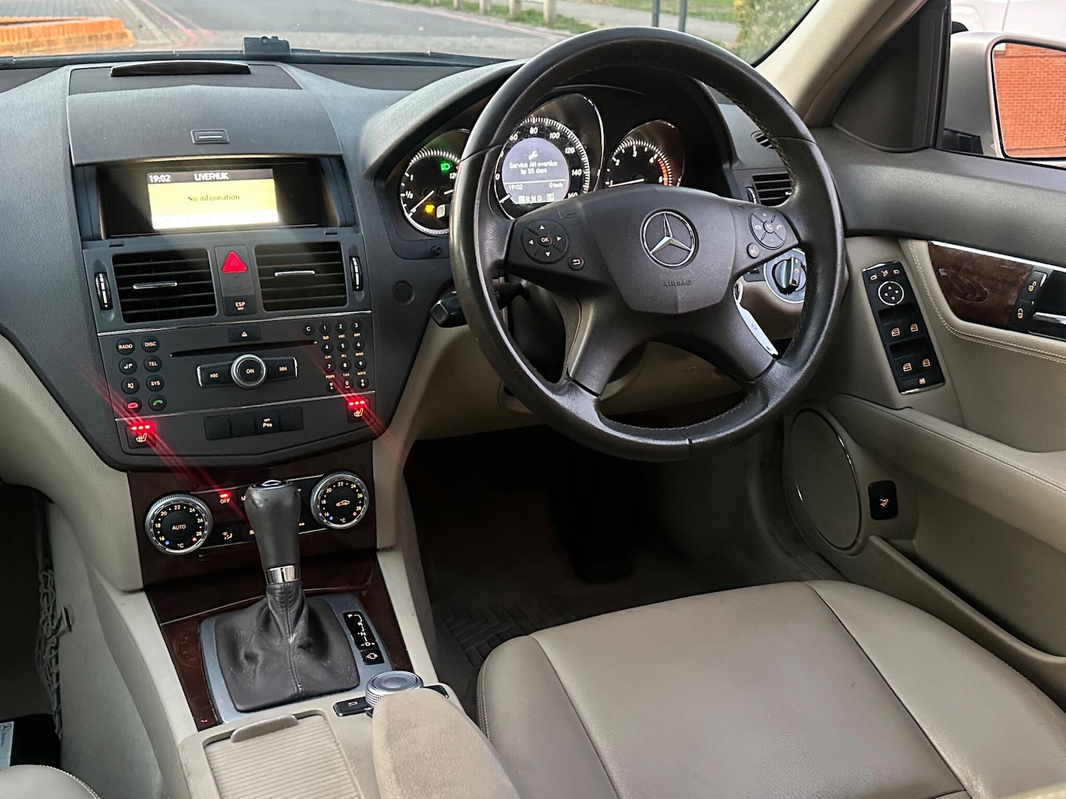 Used Mercedes-Benz C Class 2009 for sale - 76189473: Photo 87