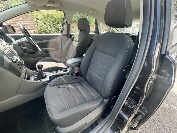 Used Ford Focus 2010 for sale - 74888083: Photo 20