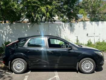 Used Ford Focus 2010 for sale - 74888083: Photo