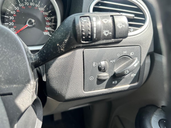 Used Ford Focus 2010 for sale - 74888083: Photo 55