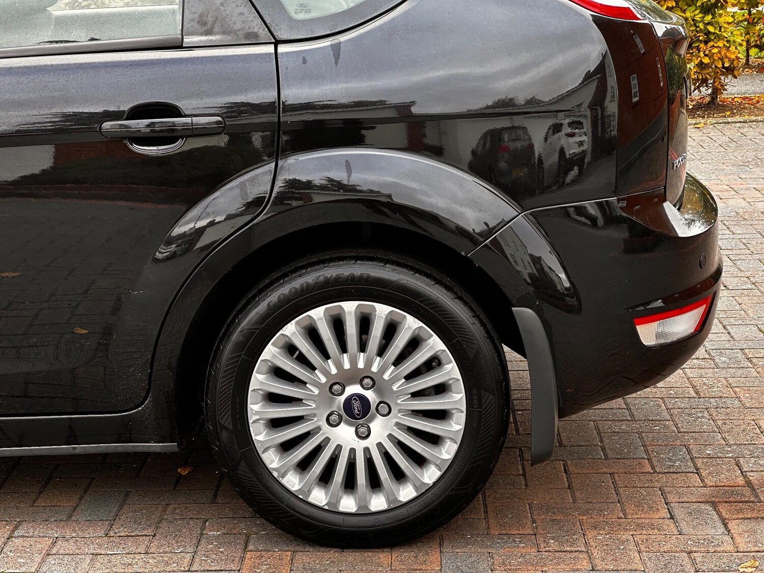 Used Ford Focus 2010 for sale - 74888083: Photo 72