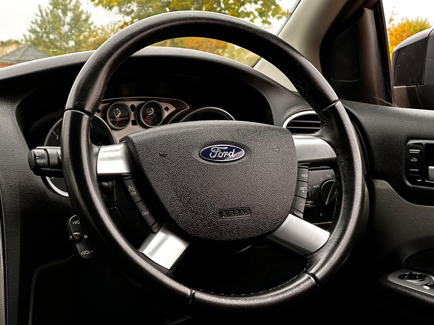 Used Ford Focus 2010 for sale - 74888083: Photo 78