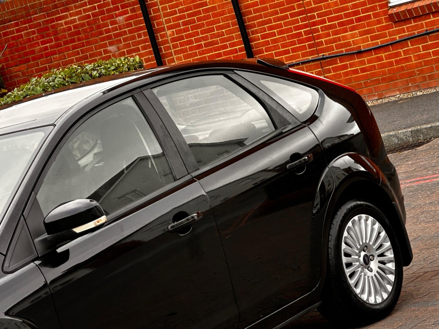 Used Ford Focus 2010 for sale - 74888083: Photo 89