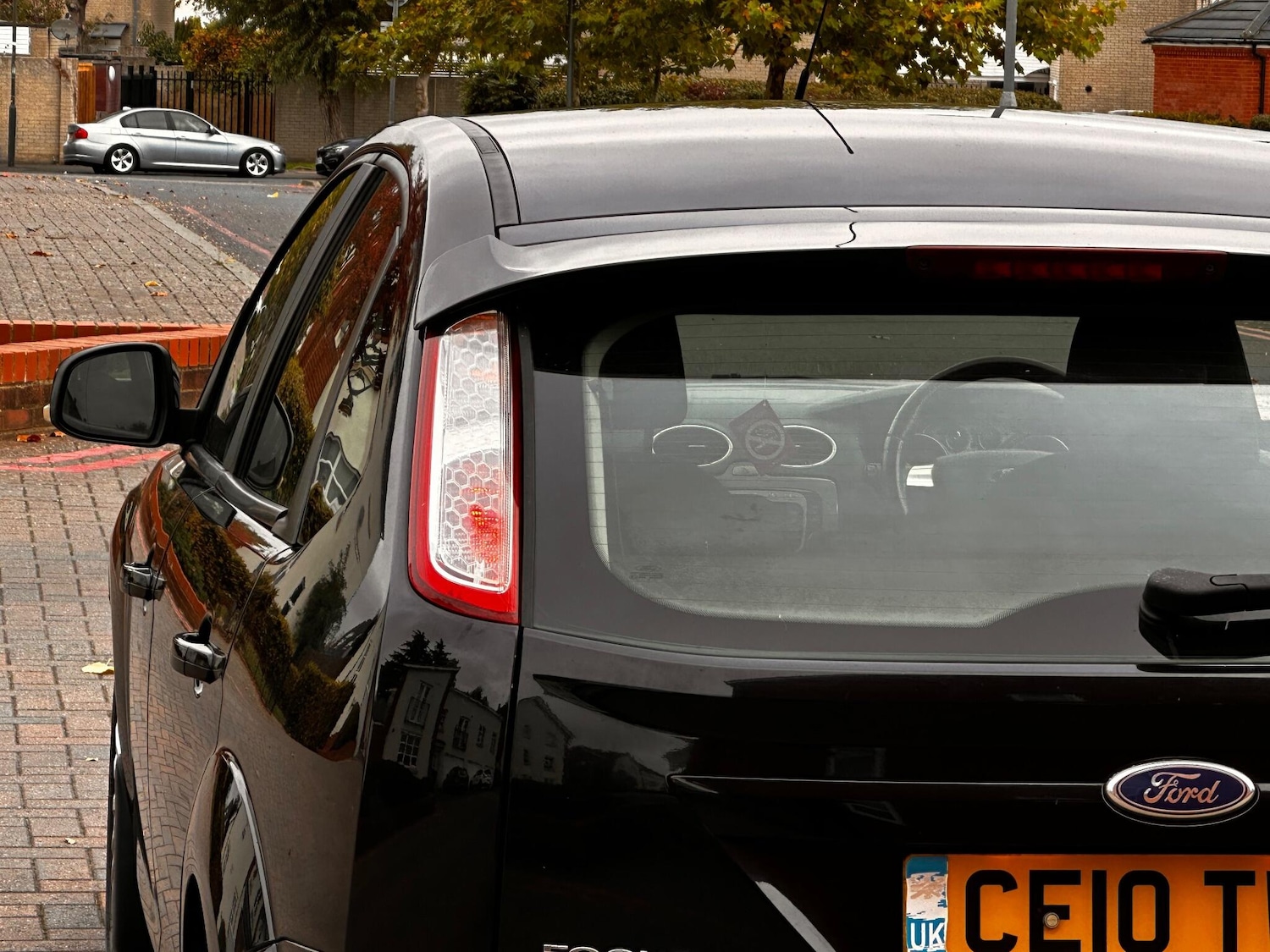 Used Ford Focus 2010 for sale - 74888083: Photo 96