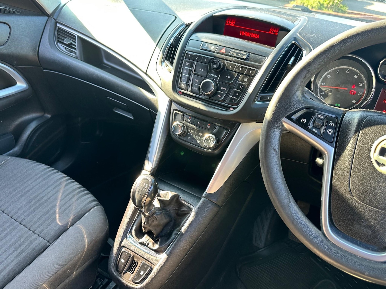 Vehicle 100