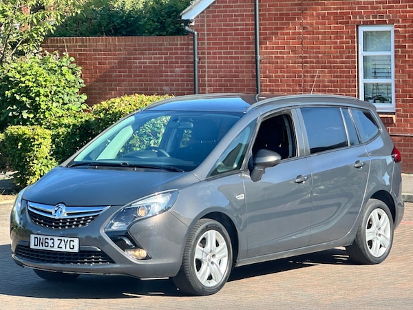 Used Vauxhall Zafira Tourer 2013 for sale - 74047864: Photo 1