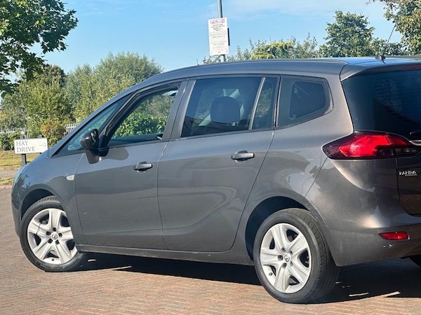 Used Vauxhall Zafira Tourer 2013 for sale - 74047864: Photo 42