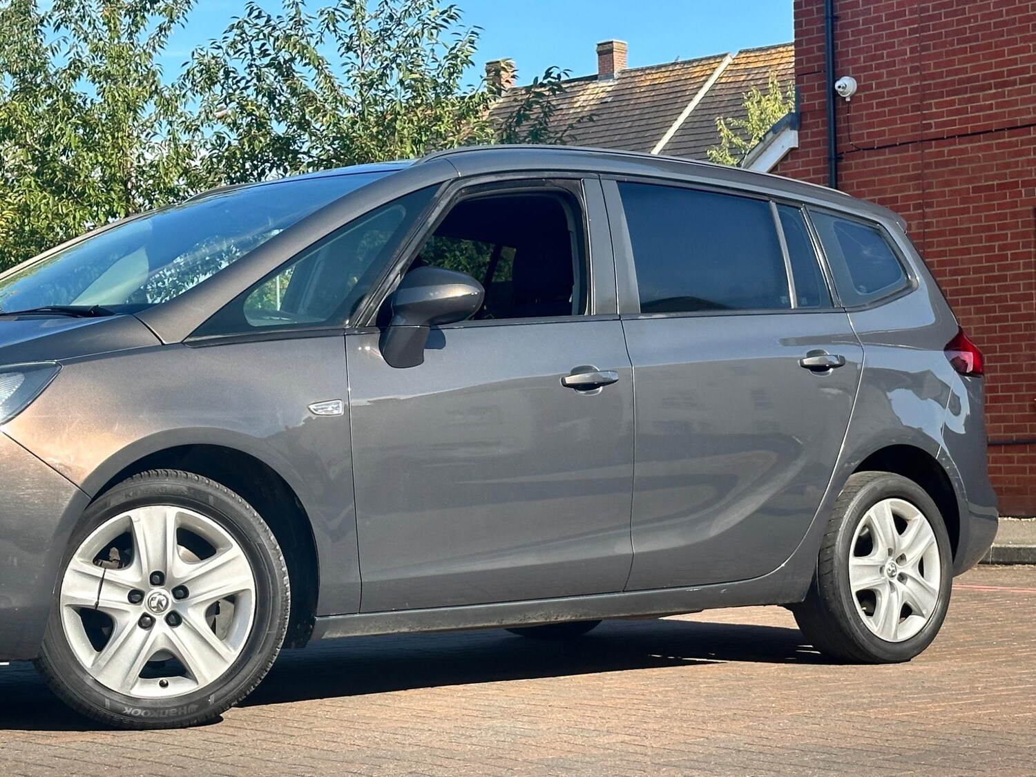 Vehicle 43