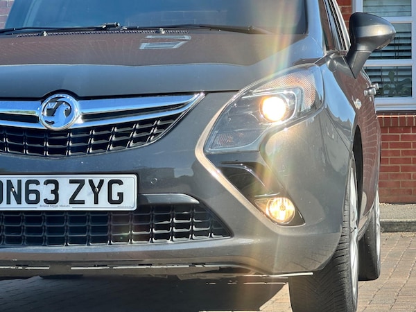 Used Vauxhall Zafira Tourer 2013 for sale - 74047864: Photo 63