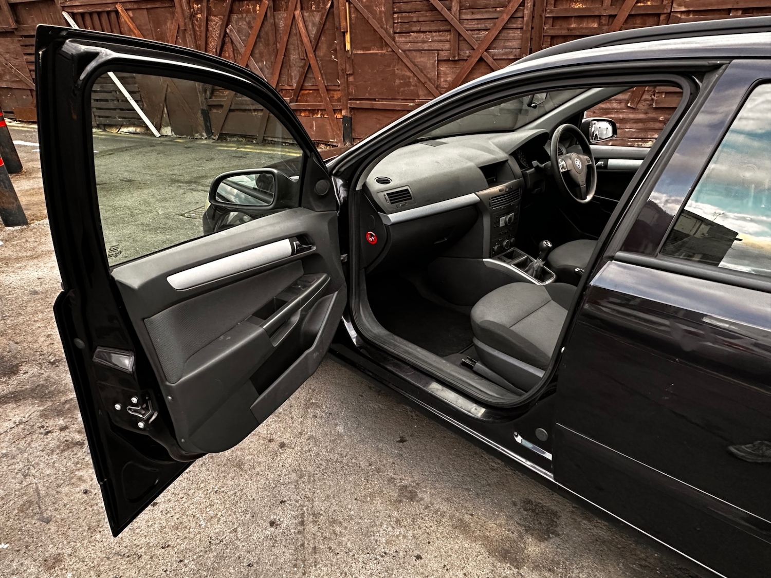 Used Vauxhall Astra 2005 for sale - 77335681: Photo 24