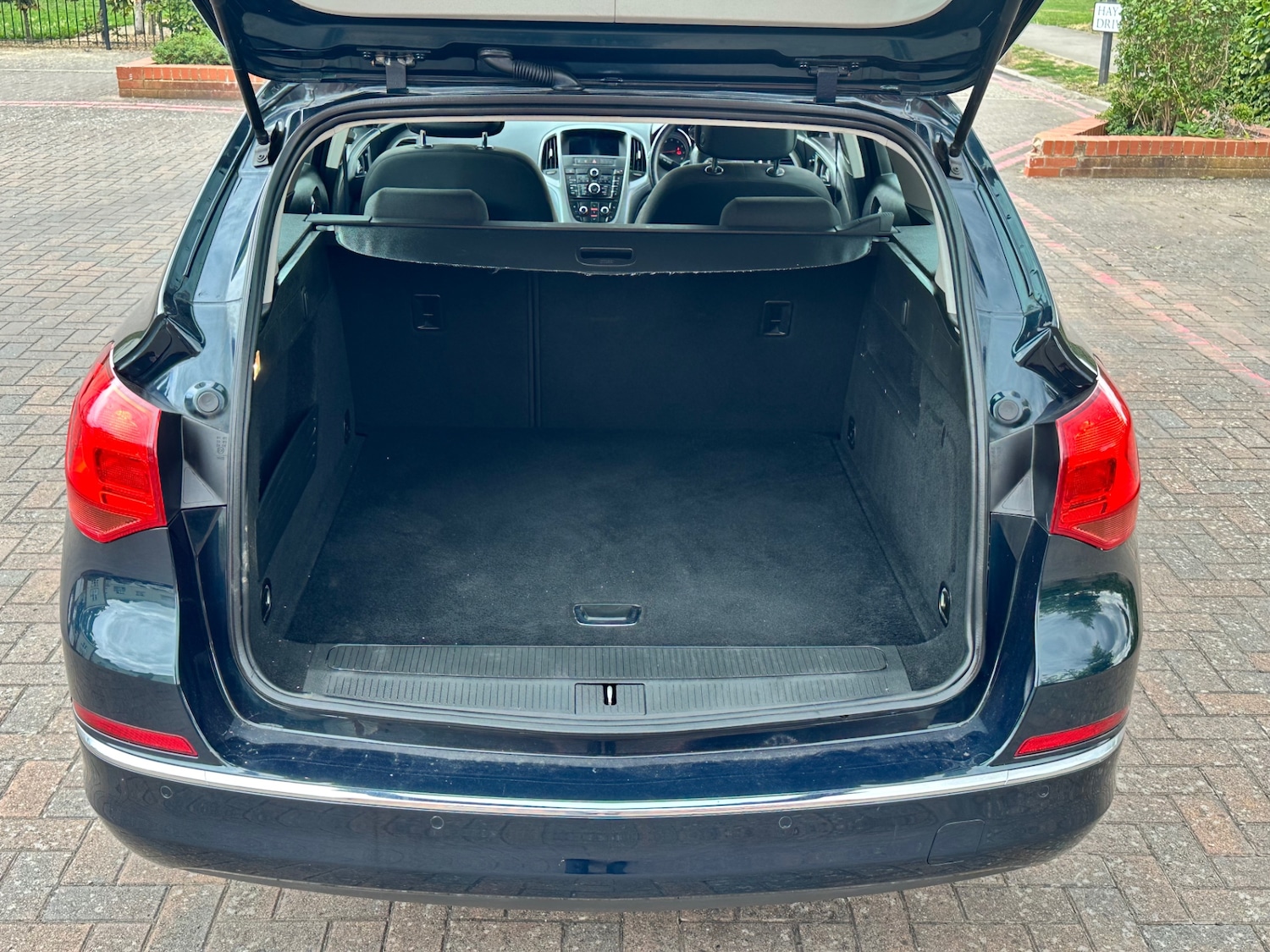 Used Vauxhall Astra 2015 for sale - 77329503: Photo 4