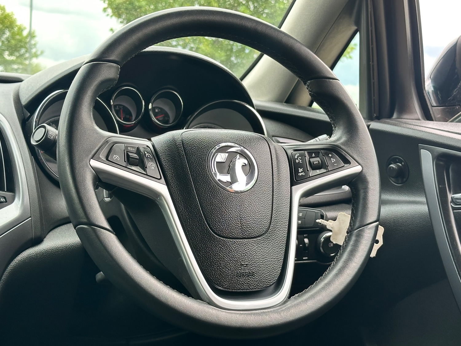 Used Vauxhall Astra 2015 for sale - 77329503: Photo 80